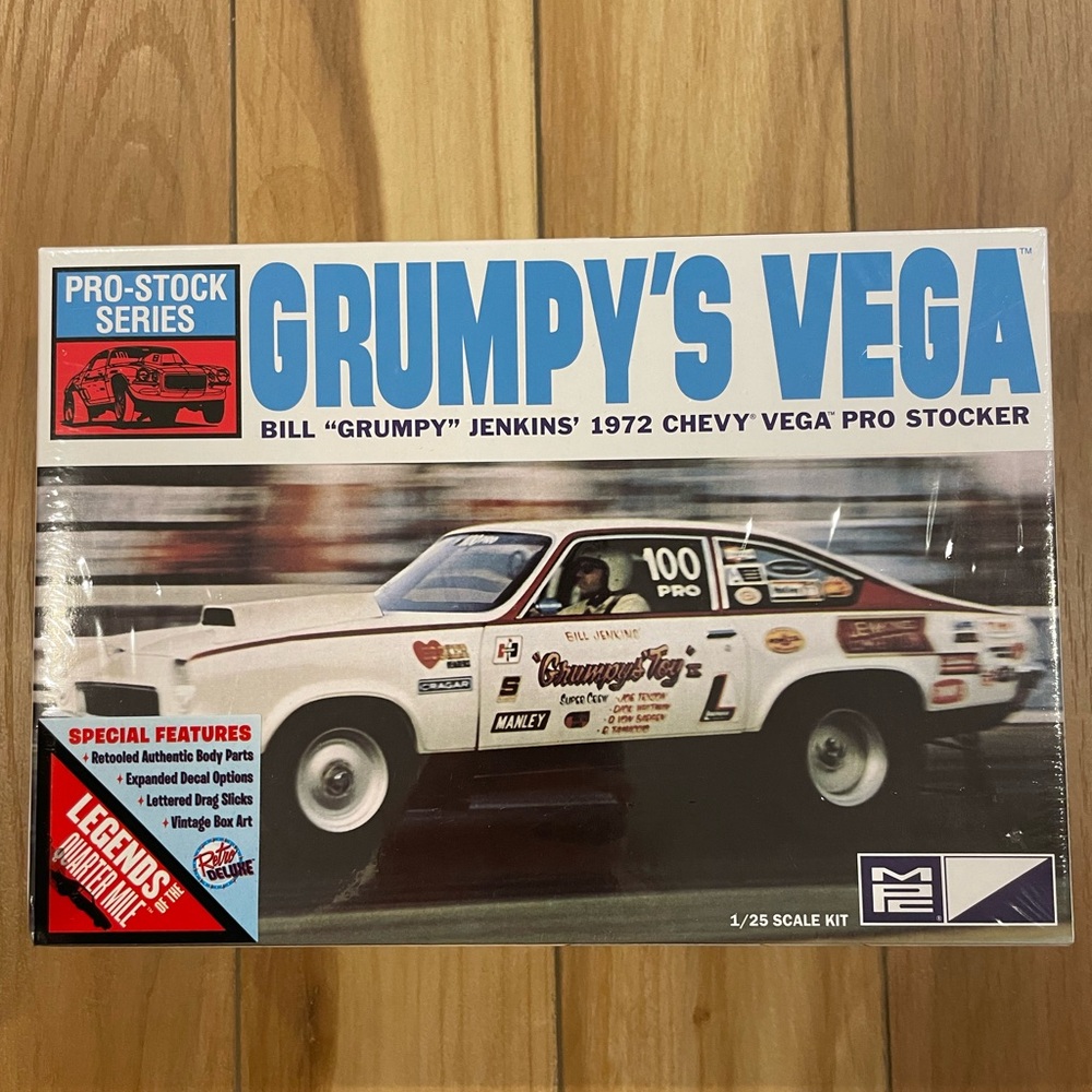NIB Pro-Stock Series GM Grumpy's Vega 1972 Chevy Vega Pro Stocker 1:25 scale